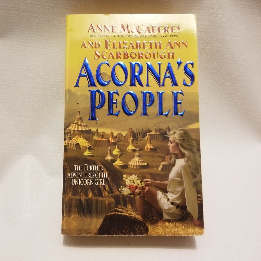 Scifi, Anne McCaffrey paperback- Acorna's People, VGUC